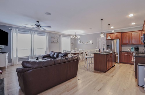 Beach Haven Crest House | Luxurious 6 Bedroom Oceanside Home with Pool. Steps from the Beach.