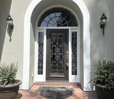 Gunter Afs House | Luxurious Gated Residence on a Prestigious Golf Course - Sleeps 12
