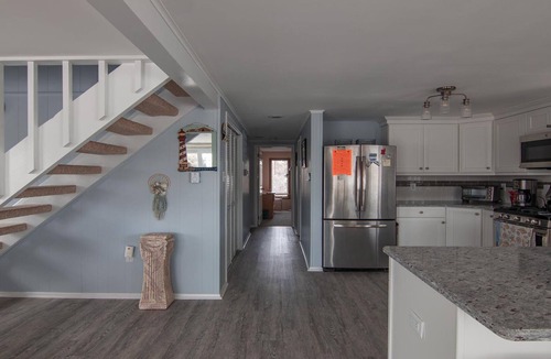 Harvey Cedars House | Luxurious modern elegant oceanblock house in quiet neigborhood well maintained