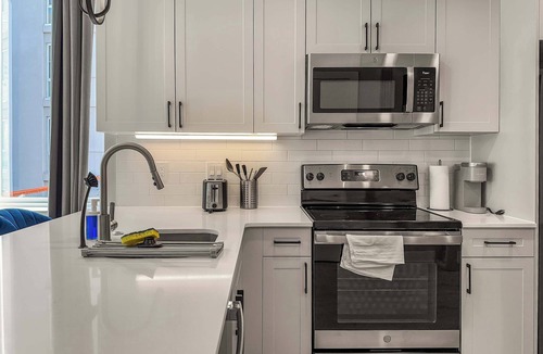 Northern Liberties Apartment | Luxury 1BD | 2 Beds | Northern Liberties