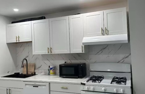Bowie Apartment | Luxury 2-bedroom basement apartment in Bowie