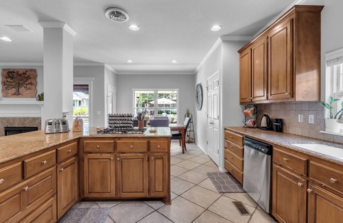 South Tulsa House | Luxury 5 Bedroom Oasis w/Pool, Waterfall, & More in Tulsa