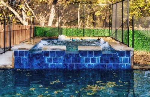 Pflugerville House | Luxury 7BR Pool, Hot Tub & 4 Car Parking