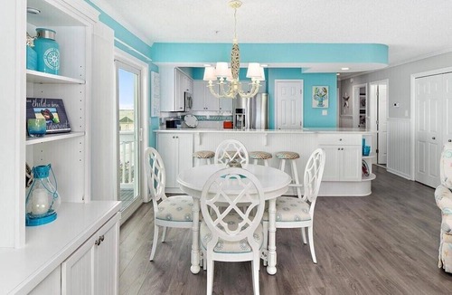 North Ocean City Condo | Luxury Bayview Condo with Gorgeous Sunset View! Minutes to beach, pool and park.