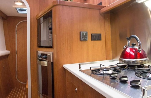 Riviera Beach Boat Rental | Luxury Catamaran Liveaboard