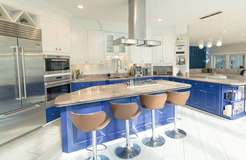 Berlin House | Luxury Getaway, Indoor Pool, Hot Tub, Outdoor Games, Fast Internet, Sleeps 16+