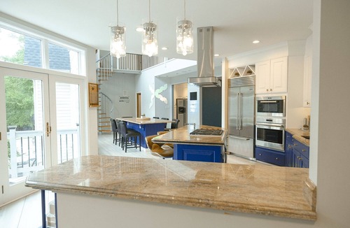 Berlin House | Luxury Getaway, Indoor Pool, Hot Tub, Outdoor Games, Fast Internet, Sleeps 16+