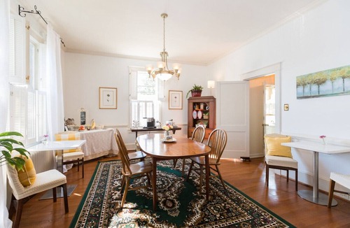 West Fairfax House | Luxury Home Near Wineries, Wedding Venues & Hiking