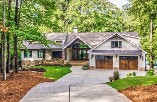 Waleska House | Luxury Lakefront Home with Hot Tub, Movie Room, Fire Pit