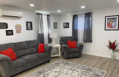 Norfolk Condo | Luxury living in quiet, upscale Norfolk neighborhood