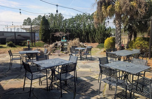 Elizabethtown Resort | Luxury Lodging, Lakefront View, Queen Bed w/Private Bath, Pull-out sofa, Private Patio.