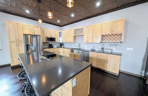 Hoyt Apartment | Luxury Loft just minutes from Casino & Lake