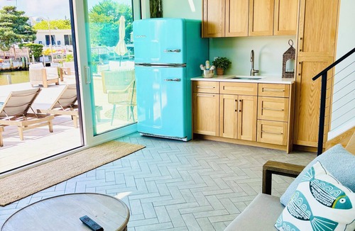 Loveladies House | Luxury Loveladies Lagoon front home, 6 bedrooms, 7 bathrooms, heated pool & more