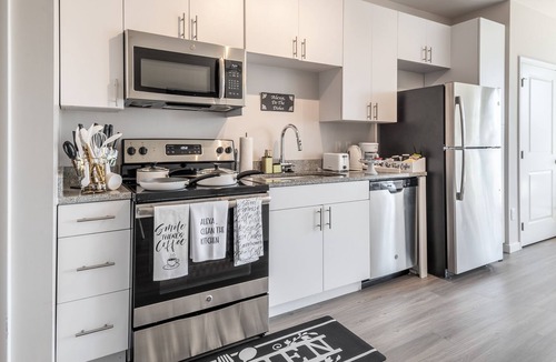 Downtown Baltimore Apartment | LUXURY PENTHOUSE STUDIO WITH CITY VIEW