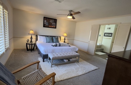 Olathe House | Luxury Private Home W/ SAUNA - 4BR / 3Ba / All inclusive