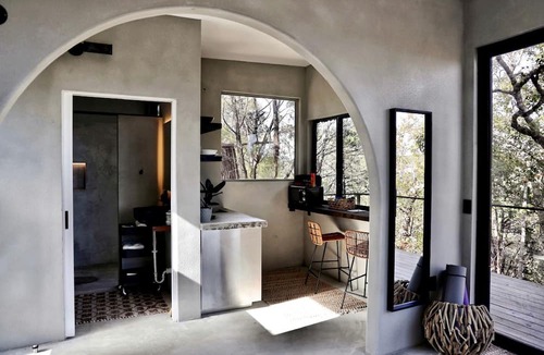 Oatmeal Villa | Luxury Villa near Marble Falls for Weekend Getaways in Texas for Couples