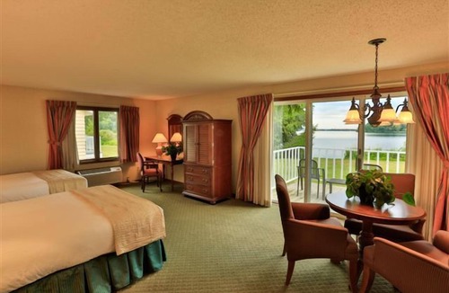 East Gull Lake Resort | Maddens On Gull Lake