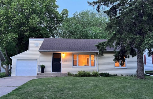 Sioux Falls House | Main Attraction