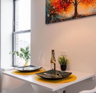 Uptown Apartment | Majestic Modern Style Beach Front Rooftop WFH Gym