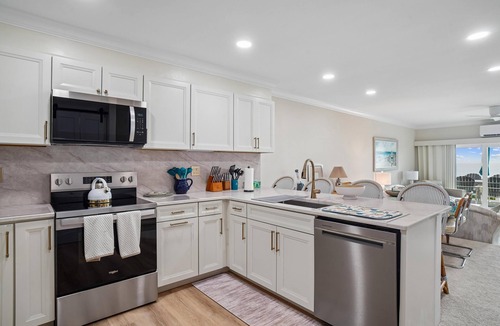 Fenwick Island House | MAJOR REMODEL FOR 2026! New updated kitchen including countertops, cabinets, and appliances and more! OCEANFRONT - GREAT VIEW/EASY BEACH ACCESS