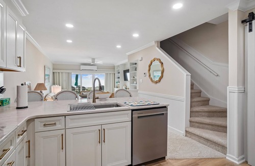 Fenwick Island House | MAJOR REMODEL FOR 2026! New updated kitchen including countertops, cabinets, and appliances and more! OCEANFRONT - GREAT VIEW/EASY BEACH ACCESS