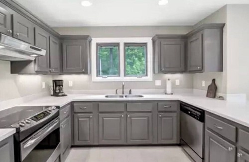 Leesville Ski Chalet | Make Memories at our Spacious 5 Bedroom Lake House right on Lake Murray!