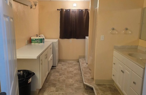 Circle Apartment | Man cave 3.0