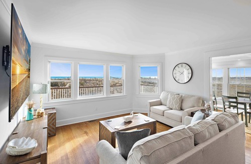 Mantoloking House | Mantoloking Beach Front Home with Pool