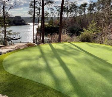 Arley House | Maple Branch - Private Putting Green Overlooking The Lake!