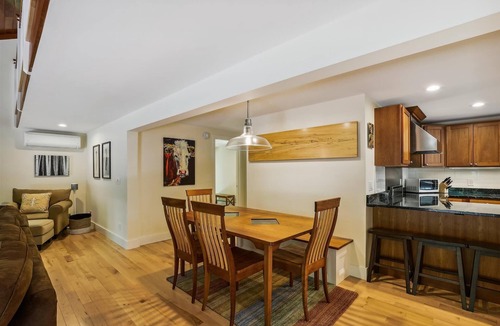 Stowe Area House | Maple House: 4 br, fireplace, a/c, hot tub, deck, community summer pool!