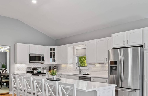 Walworth House | Maplewood Manor 6BR Lake Geneva Golf & Weddings