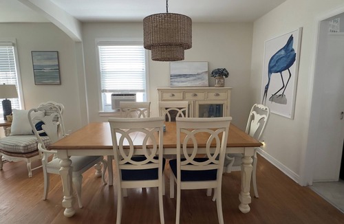 Margate City House | Margate ABC’s Beach House - 1.5 Blocks to Beach!