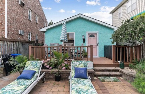 Margate City House | Margate Home w/Large Outdoor Kitchen