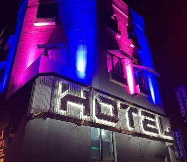 Bushwick Hotel | Marina Hotel Brooklyn-Broadway