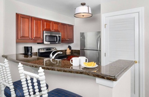 Berkeley Condo | Marriott Manor Club Luxury 1BD villa sleeps 4