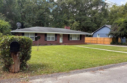 Florence House | Marvelous 3-bedroom house next to Timrod Park in charming Downtown Florence