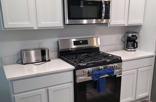 Afton House | Marvelous 3-bedroom house in Loves Park, IL