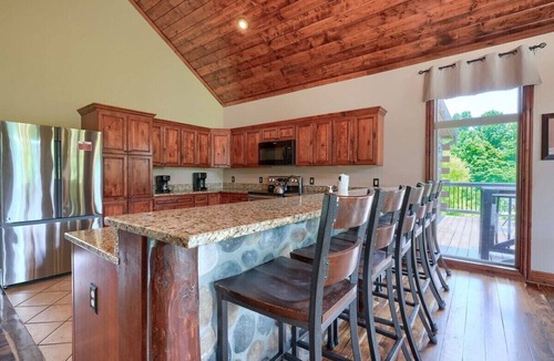 Rockbridge Cabin | Meadows | Hocking Hills, Pool, Theater, Sleeps 24