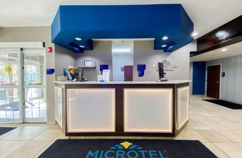 Columbia Hotel | Microtel Inn & Suites by Wyndham Columbia