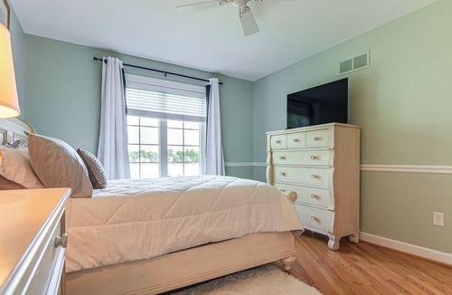 Essex House | Middle River Retreat w/150' Pier: Dogs Welcome!