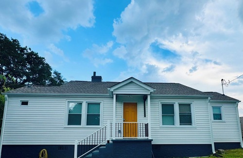 Greenville House | Midterm 3BR/2BA Rental near Downtown Greenville SC