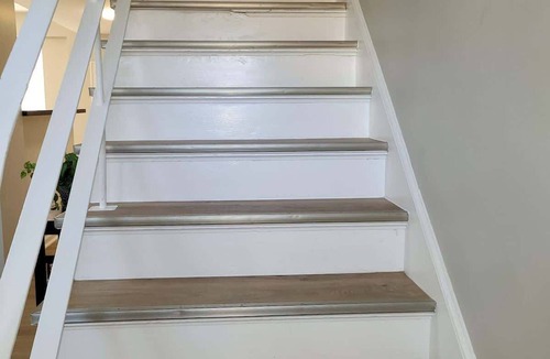 Joslyn Castle Apartment | Midtown Hub, Walk to UNMC, Near Dundee