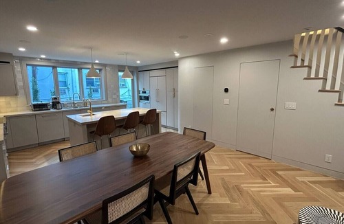 Hoboken Apartment | Midtown luxury townhouse with off-street parking