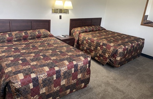 Columbia Hotel | Midway Budget Inn