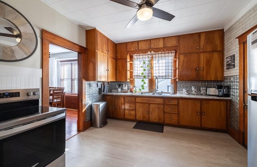 Norfolk House | Millie's Cozy Parkside Home