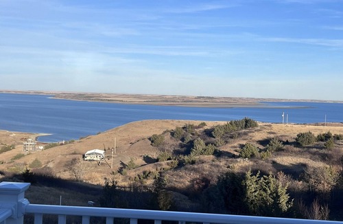 Fort Pierre Cabin | Million Dollar View Of Beautiful Lake Oahe! Hunting and Fishing Paradise!