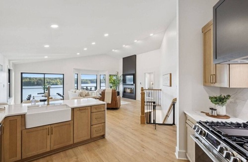 Winchester House | Million Dollar Views + Luxury + Infinity Deck