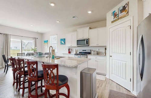 Millville House | Millville by the Sea home with clubhouse, pools & wellness center access