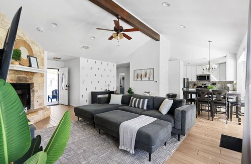 Cedar Park House | Mini Golf | FirePit | GameRoom | 4BRs | Cedar Park
