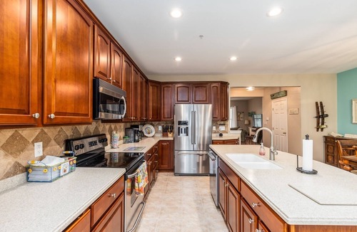 Sunset Island House | Mini Weeks Stays Available Sunset Island 3 Corner Store Lane